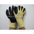 Cut Heat Resistant Glove Nitrile Coating Safety Gloves (DCR512)